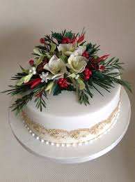 Image Result For Sugar Flowers For Christmas Cakes Christmas Cake Designs Christmas Cake Decorations Flower Cake