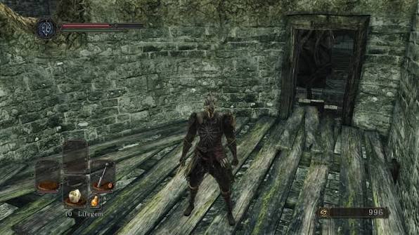 What are tips for a first playthrough of Dark Souls 2 Scholar of the First  Sin?
