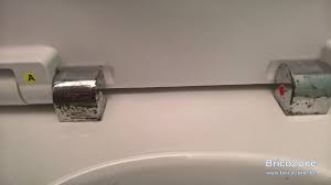 Grohe est un fabricant allemand très connu pour ses produits de haute qualité en termes d'équipement, installations sanitaires, et ses innovations d'une grande performance. Abattant De Wc Roca