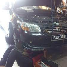 Tiada servis menjual dan membaiki telefon bimbit 4. Workshop Kereta Seksyen 6 Kota Damansara