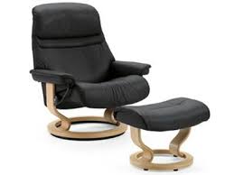 I Want This Chair In Hot Pink Stressless Recliner Leather Recliner Small Recliner Chairs