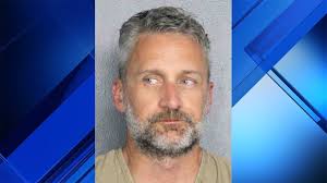 Ex-youth pastor caught with child sex abuse videos at MIA after flight from  Haiti, feds say