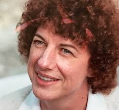 Leanna Shields's Instagram, Twitter & Facebook