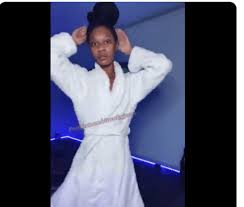 And here the buss it challenge pic.twitter.com/8znf6hhgsz. Slim Santana Bus Sit Challenge Slim Santana Bustitchallenge Eze Jr Efremjr Twitter Slim Santana Buss It Full Video Challenge On Tiktok Podrobnee I Just Wanna Know How She Bussing It