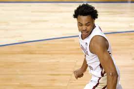 Barnes is a big, toolsy, positionless player who impacts winning, giving his team what it needs in the moment. O9y5tse3voayxm