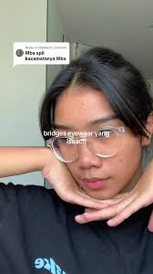 Replying to @khaelwa kebanyakan kacamataku emang dari bridges eyewear hehe,  dari tahun2 di toko yang sama cuman ganti model. oiya dan frame yang ini  sbnrnya utk sunglasses tapi lensanya ku ganti