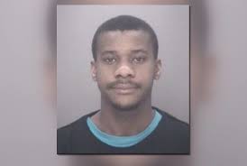 Man pleads guilty to setting girlfriend's apartment