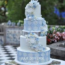 Luxury Wedding Cake By Julie Deffense Of Julie Deffense Artistry Sarasota Fl Cascais Portugal Worldwi Luxury Wedding Cake Wedding Cakes Wedding Cakes Blue