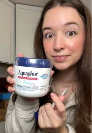 @AquaphorUS #momlifebelike #babiesoftiktok #dryskin #newborn  #babyregistrymusthaves #babyregistry #firsttimemom #momtok #maternity #fy  #aquaphor