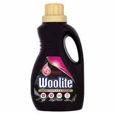 Keeps the dark clothes you love looking like new use woolite® darks laundrydetergent so the love for your dark clothes doesn't have to fade! Woolite Detergent For Dark Fabrics And Denim 12 Washes 750ml Wilko