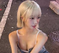 Asian Korean streamer baerasoni - EroMe