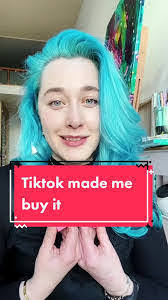 Adela Stark's Instagram, Twitter & Facebook