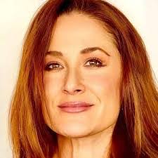 Daniela Feldman's Instagram, Twitter & Facebook