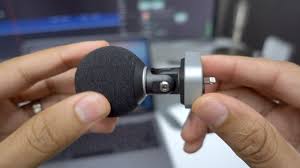 Shure Mv88 A Solid Lightning Enabled Microphone For On The Go Recording Video 9to5mac
