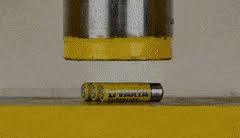 Two lithium ion batteries exploding due to overcharging. Lithium Batteries Explosion Znalezione Gify Gfycat
