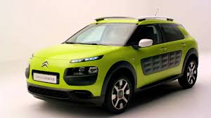 No son de las más equipadas y por lo tanto develaremos qué ofrece cada modelo en sus variantes 2008 active y c4 cactus feel. Presentation Du Citroen C4 Cactus Youtube