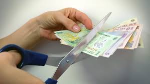 Pensiile se dau între 14 şi 27 ale lunii. VeÈ™ti Proaste Pentru Romani Dezastrul Care Se AnunÈ›Äƒ Pentru Pensiile È™i Salariile Bugetarilor In 2021