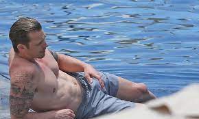 nude male celebrities!
