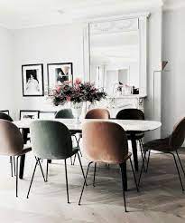 The 15 Most Beautiful Dining Rooms On Pinterest Modern Vintage Style Paris Apartment Style Velvet Luxury Dining Room Dining Room Small Dining Room Inspiration