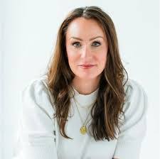 April Horner's Instagram, Twitter & Facebook