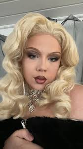 How do I look huh 🤔