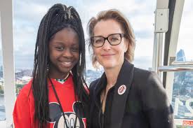 Gillian leigh anderson is an actress, known for portraying special agent dana scully in the hit tv. Actress Gillian Anderson Gives Mentoring Sessions To Children On The London Eye London Evening Standard Evening Standard