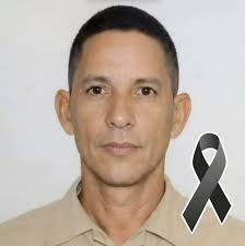 HOLA MI GENTE SOY “EL PATRÓN“ el gusto de la Bachata y te invito a que  escuches mi nuevo tema, preparado con mucho cariño para todos ustedes,  espero les Guste... mamá... “EL