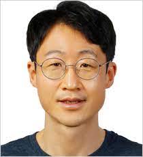 대개 해당 학과의 대학원생들이 맡으며 조교수당은 장학금의 형태로 지원되는 경우가 많다. ê¹€ê¸°í'œ ê°€í†¨ë¦­ëŒ€í•™êµ ì˜ê³¼ëŒ€í•™ Max Planck Institute For Molecular Biomedicine Bric