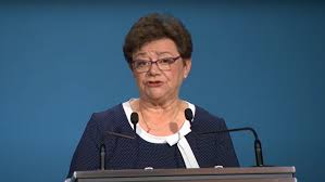 Cecília müller is on facebook. Muller Cecilia A Legkritikusabb Szakaszban Vagyunk Fiatalokat Is Elragad A Jarvany Portfolio Hu