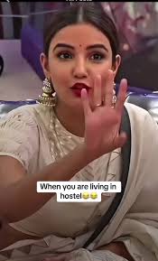 Jasmine in biggboss😂♥️#foryou #viralmyvideo #foryoupage #viral #fyp  #fypシ゚viral #jasminebhasin #salmankhan #bollywoodstars #biggboss #dubai🇦🇪
