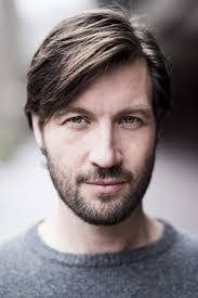 Kay Headley's Instagram, Twitter & Facebook