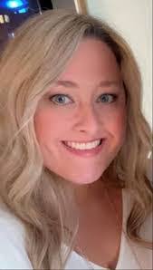 Alicia Fore's Instagram, Twitter & Facebook