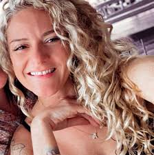 helloo! i'm trying to find a restaurant that will suit the size of my party  😅 i'm looking to place a reservation somewhere this weekend, in the cape  coral &/or ft myers