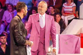 1 of 5 stars 2 of 5 stars 3 of 5 stars 4 of 5 stars 5 of 5 stars. Manuel Luis Goucha Shines In Detail In An Impressive Gala