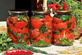 рецепт резаные помидоры с луком и маслом на зиму Pomidory S Lukom I Maslom Na Zimu 7 Receptov Dolkami I Polovinkami