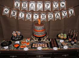 685def6e6200890ebe8415567abc32f8 Jpg 570 418 Hunting Birthday Hunting Birthday Party Hunting Birthday Party Decorations