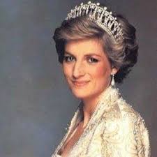 ON THIS DAY: Aug. 31, 1997, Diana, Princess of Wales, died in a car crash  in Paris just after midnight. 👸🇬🇧🌹💕 COMMENT: Where were you when you  found out about her tragic death?