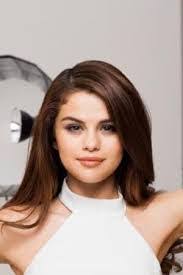 Selena Graham's Instagram, Twitter & Facebook