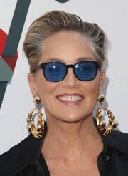 Aside from these stylish outfits, we really should pay more attention to our hair look. Sharon Stone Short Hairstyles Sharon Stone Hair Stylebistro