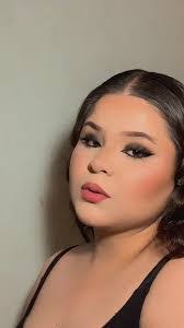 Violeta Cisneros's Instagram, Twitter & Facebook