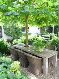 42 Amazing Ideas With Natural Pergolas In The Garden And How To Organize The Space Around The Trees In 2020 Backyard Backyard Landscaping Pergola