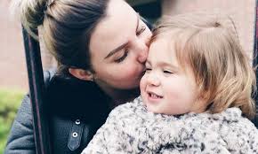 Mama Carmen: Nu ik zelf moeder ben weet ik pas écht wat het inhoud