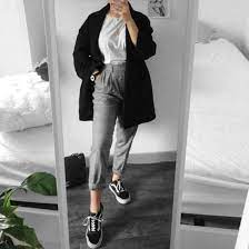 Kita jadi bisa menyiasati untuk berpakaian lebih… 10 Fashion Anak Kuliah Wanita Yang Nyaman Dan Stylish