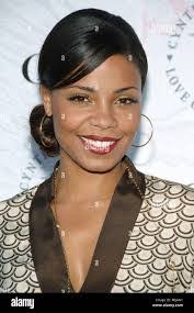 Cynthia Garrett's Instagram, Twitter & Facebook