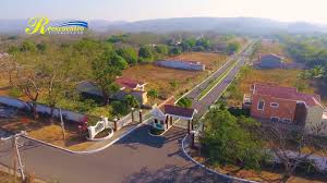 It is the country's third most populous city. Conoce Mas De Riverside Un Paraiso Para Vivir En San Miguel El Salvador Youtube