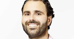 J'ai failli mourir à 23 ans" : le parcours bouleversant de Julian Jacob  (Qui veut être mon associé ?), le nouvel investisseur de M6