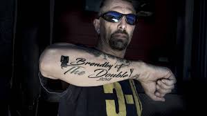 Det eneste, som ligger helt fast, er, at hooligans næsten udelukkende består af grupper af unge mænd på under 35 år. A Fan Of The Danish Football Club Brondby If Got A The Double 2018 Tattoo Commencing A Cup And League Title In The Same Season Brondby Suprisingly Lost Points In Their 3