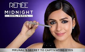 RENEE Midnight Black Kohl Kajal Pencil, Vitamin E, Castor oil, Olive oil,  Vegan, 24 Hr Stay, One swipe application, Waterproof, Smudgeproof, With  Sharpener, 1.5 g