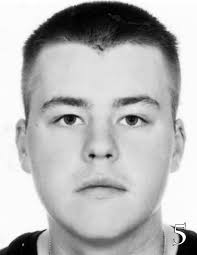 Policja poszukuje te osoby, wystawiono za nimi listy gończe