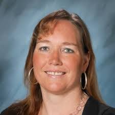 Amber Maude's Instagram, Twitter & Facebook